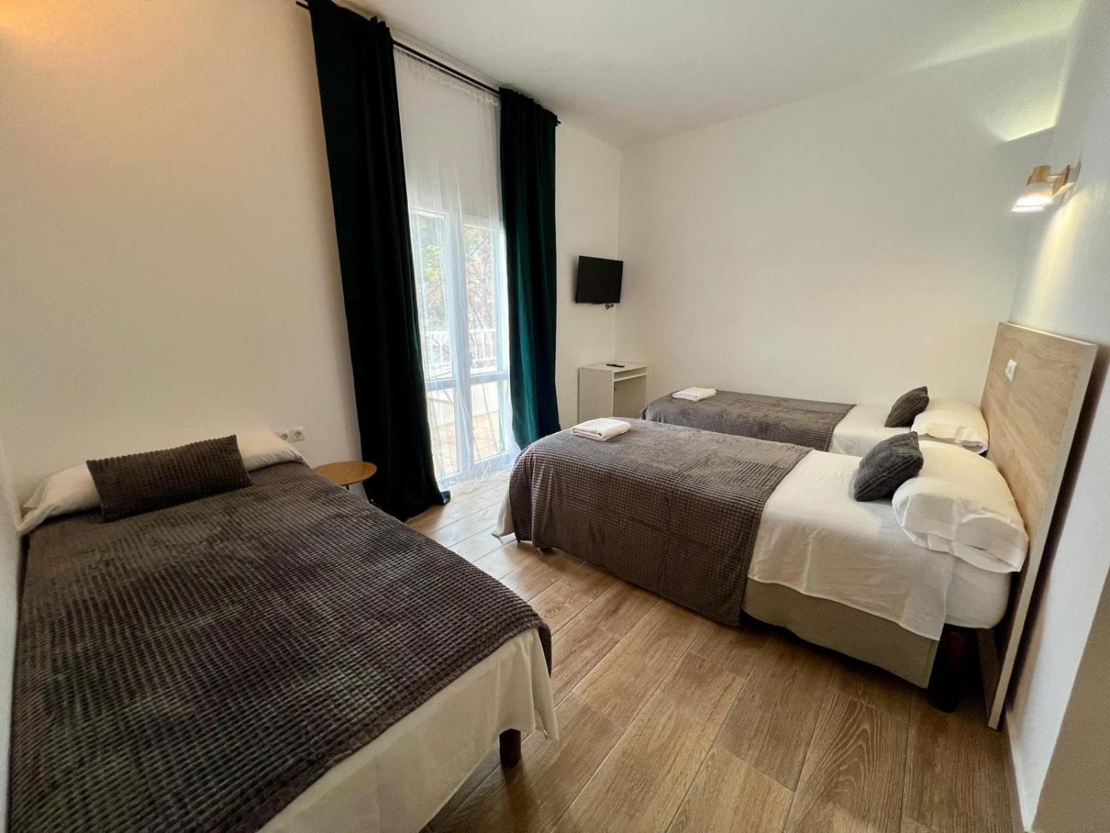Hostal Oasis Dor Cala D´Or Eksteriør bilde